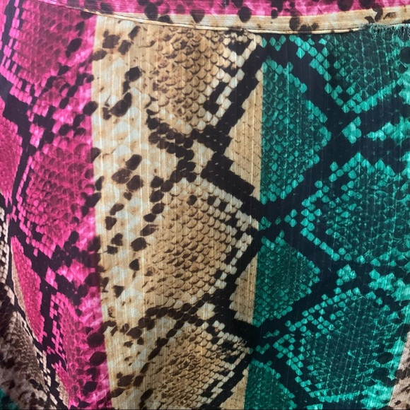 INC Women’s Plus Size Colorfull Snake Python Animal Print Mini Skirt - Picture 9 of 12